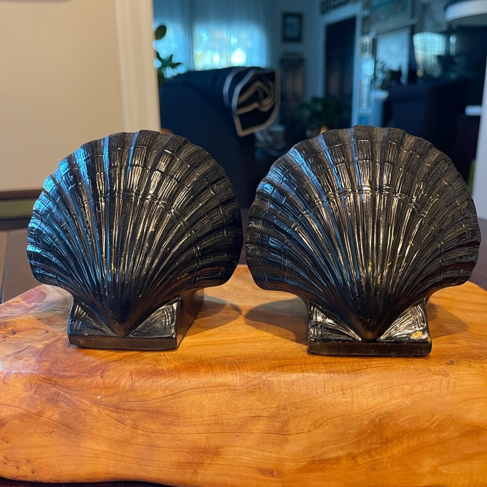 Vintage PMC Heavy black Brass Scallop Shell Bookends 4 1/2”Nautical Beach
